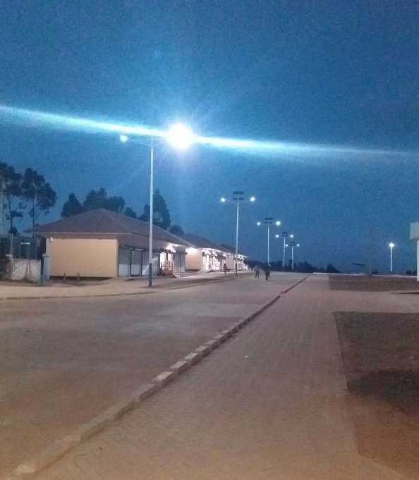 吉林市非洲科特迪瓦太阳能路灯工程